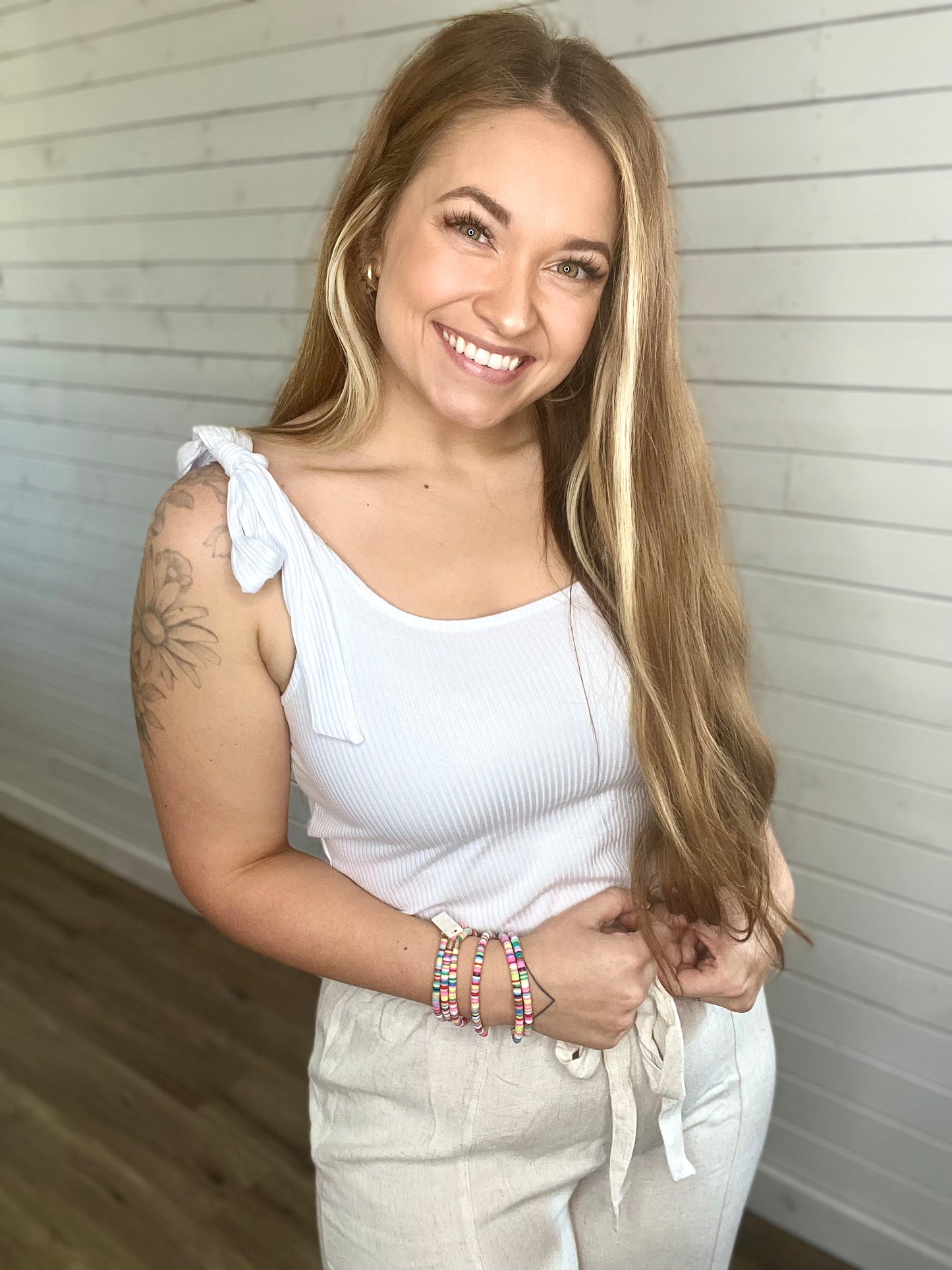 White Ribbed Scoop Neck Cropped Tank Top